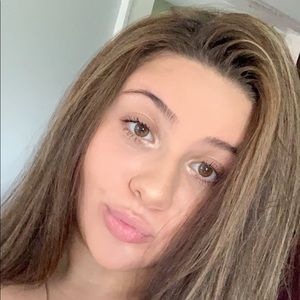 Meet your Posher, Ava